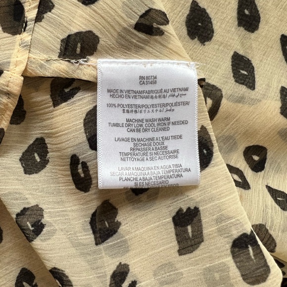 BCBGeneration XS leopard print ruffle blouse - Picture 6 of 6